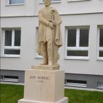 K Janu Roháčovi z Dubé se kardinál Duka nepřihlásil, ale na armádním obědě nechyběl, glosoval ministr Mládek