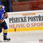 Písečtí fanoušci slaví výhru nad pelhřimovskými Medvědy