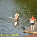 Táborští veslaři bojují na závodech a hledají další nadšence
