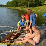 Táborští veslaři bojují na závodech a hledají další nadšence