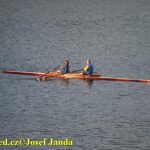 Táborští veslaři bojují na závodech a hledají další nadšence