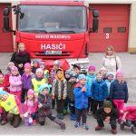 Hasiči četli dětem svoje Hasičské pohádky. Ojedinělá událost se dětem líbila