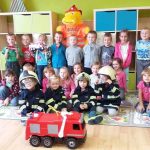 Hasiči četli dětem svoje Hasičské pohádky. Ojedinělá událost se dětem líbila