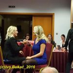 Šaty Petry Brzkové na společenském večeru okouzlily