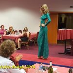 Šaty Petry Brzkové na společenském večeru okouzlily