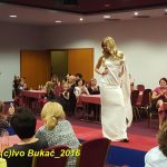 Šaty Petry Brzkové na společenském večeru okouzlily