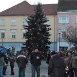 V Soběslavi se rozsvítil vánoční strom