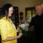Na křtu pohádek Zdeňka Kláska stáli lidé i na schodech a mezi dveřmi