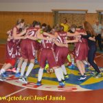 Tygřice smetly USK a vyhrály skupinu