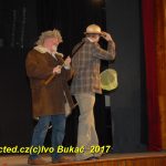 Old Shatterhand alias Olda Šetrný bavil v podání petrovických divadelníků