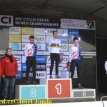 Britové jednoznačně opanovali závod juniorů