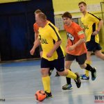 Skvostně čistá palubovka obloukové haly futsalu svědčila