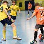 Skvostně čistá palubovka obloukové haly futsalu svědčila