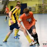 Skvostně čistá palubovka obloukové haly futsalu svědčila