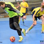 Skvostně čistá palubovka obloukové haly futsalu svědčila