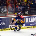 Motor smázl tříbrankové manko a ujal se vedení v sérii