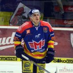 Motor smázl tříbrankové manko a ujal se vedení v sérii