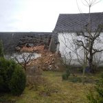 V Dražíči se zřítila část zemědělské usedlosti