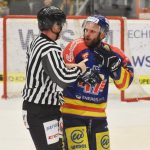 Semifinále se do Prahy stěhuje za nerozhodného stavu