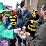 Maškary dnes odpoledne řádily ve Stádlci