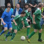 V derby se radovalo Poříčí, pomohly mu dvě penalty a vyloučení soupeře