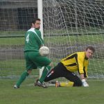 V derby se radovalo Poříčí, pomohly mu dvě penalty a vyloučení soupeře