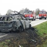 Motorkáře transportoval vrtulník. Zřejmě nesprávně předjížděl. Doplněny fotografie