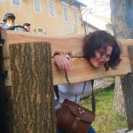 V Jistebnici vsadili zlodějku do klády a vzpurná žena šla na pranýř