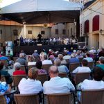 Armádní orchestr zahrál před zaplněným nádvořím Kotnova