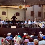 Armádní orchestr zahrál před zaplněným nádvořím Kotnova