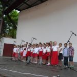 Oslavy v režii školáků skončily v letním kině. Program sledovalo přes dva tisíce dětí