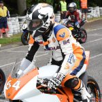 Na hradišťském kopci se proháněly malé motorky