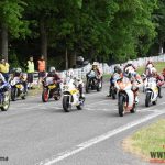 Na hradišťském kopci se proháněly malé motorky