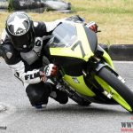 Na hradišťském kopci se proháněly malé motorky