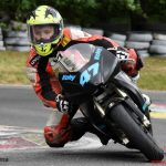 Na hradišťském kopci se proháněly malé motorky