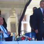 Prezident Miloš Zeman debatoval s lidmi Milevsku. Mladíka s píšťalkou málem inzultovali