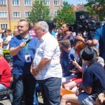 Prezident Miloš Zeman debatoval s lidmi Milevsku. Mladíka s píšťalkou málem inzultovali