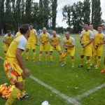 Zase za rok, skandovali fotbalisté Junioru u dudáka na náměstí