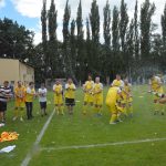 Zase za rok, skandovali fotbalisté Junioru u dudáka na náměstí