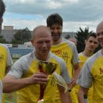 Zase za rok, skandovali fotbalisté Junioru u dudáka na náměstí