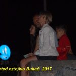 Ohně na Jordánu přilákaly hodně přes tisíc lidí
