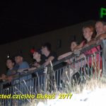 Ohně na Jordánu přilákaly hodně přes tisíc lidí