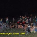 Ohně na Jordánu přilákaly hodně přes tisíc lidí