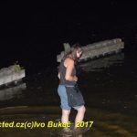 Ohně na Jordánu přilákaly hodně přes tisíc lidí