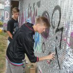 Mladí umělci posprejovali budovu DDM. Legálně