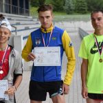 V podvečer uprostřed týdne se rozdělovaly vytrvalecké tituly