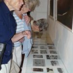 Herec Jiří Štěpnička s bratrem Janem Samcem zahájili vzpomínkovou výstavu na svého otce