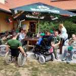 Děti z letního tábora v Pluhově Ždáru zvou na dnešní koncerty i bitvu o zámek