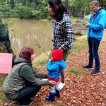 Malé rybáře déšť neodradil. Závodili na Ježkovském rybníku
