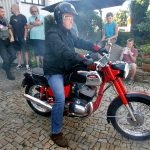 Chotovinské zatáčky odstartovaly. Do závodu vyrazilo sto třicet veteránů
